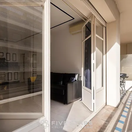 Apartment Reine Marie Fshh *