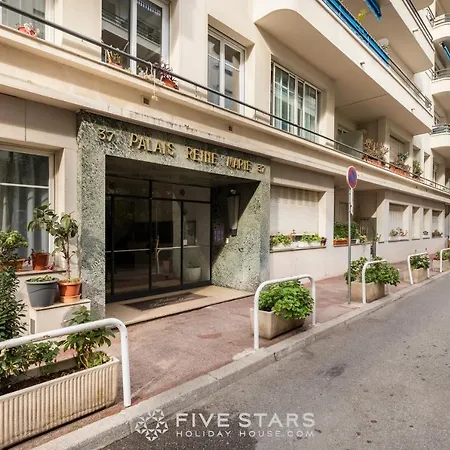 Reine Marie Fshh Apartment